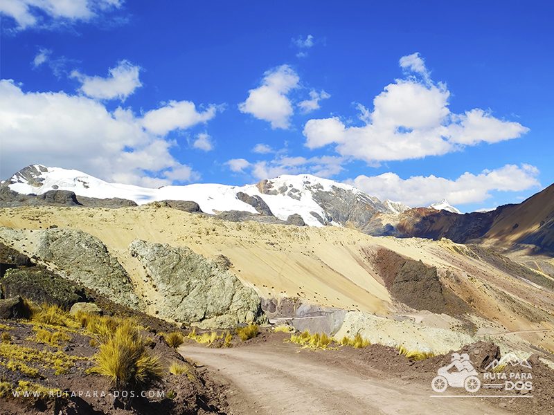 Nevado en camino